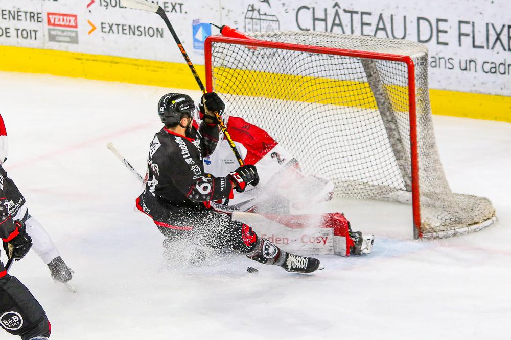 Amiens  7 - 4 Briançon 