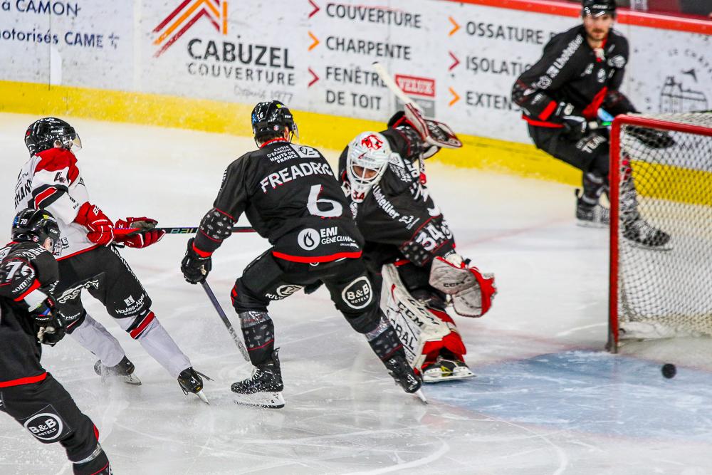 Amiens  7 - 4 Briançon 