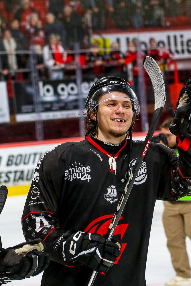 Amiens  7 - 4 Briançon 