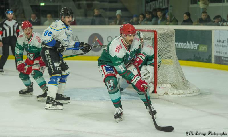 Anglet 4 - 0 Gap 