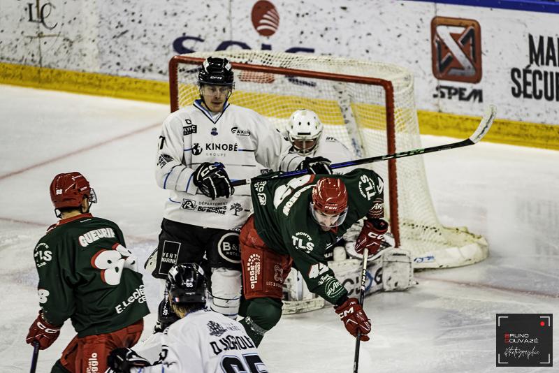 Cergy-Pontoise 7 - 1 Marseille