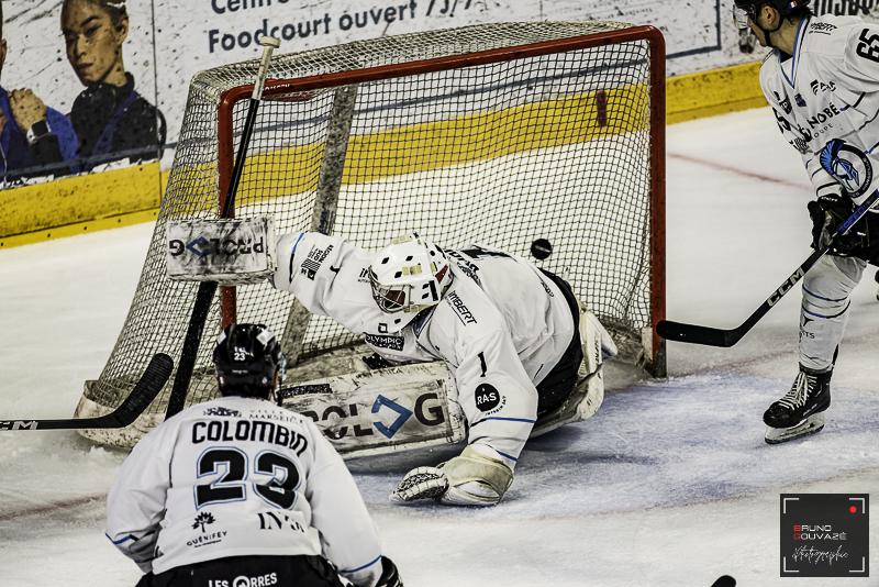 Cergy-Pontoise 7 - 1 Marseille