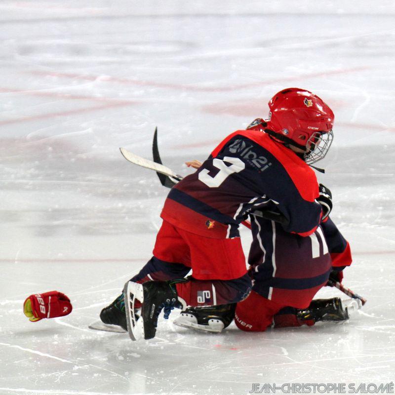 Grenoble  5 - 0 Anglet