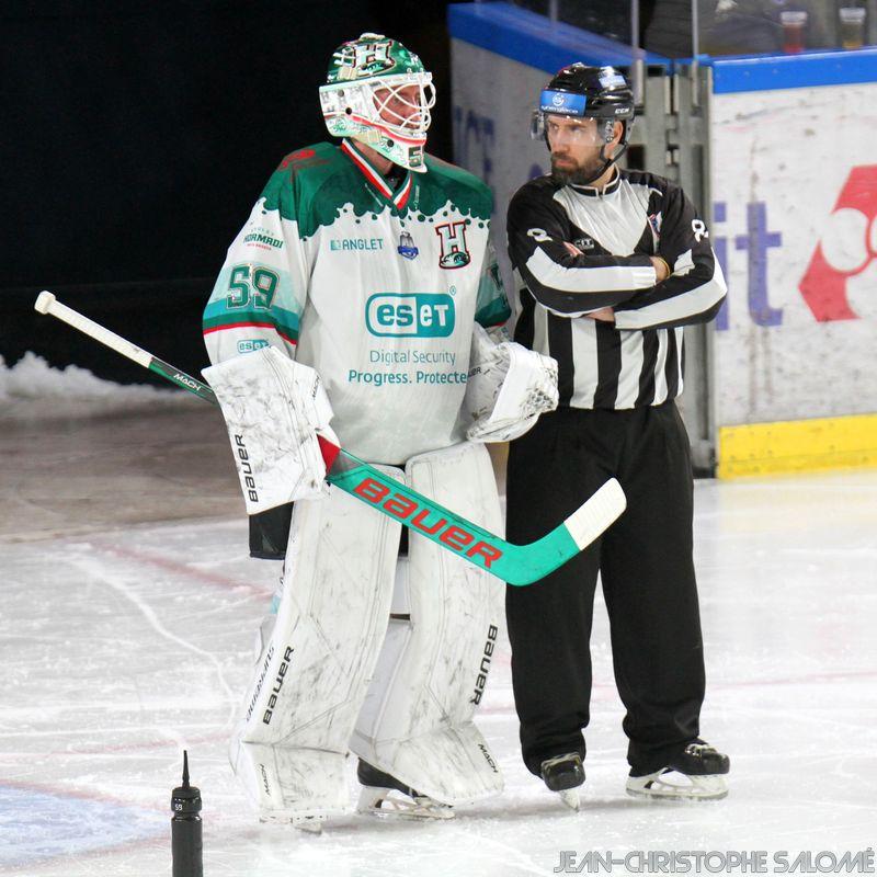Grenoble  5 - 0 Anglet