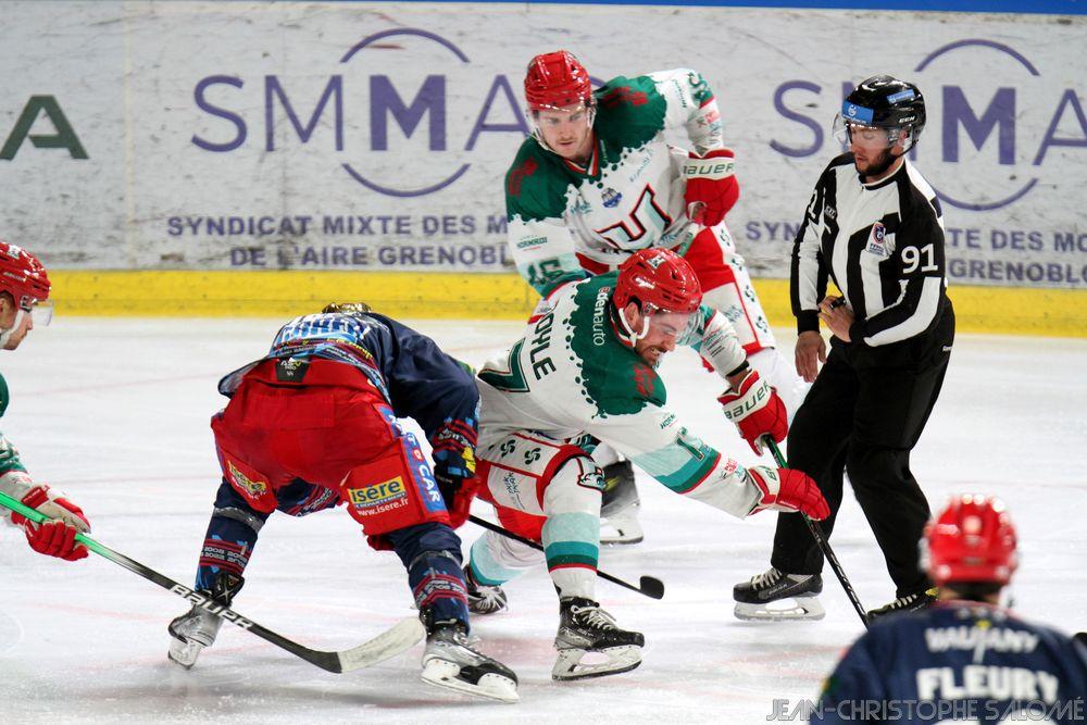 Grenoble  5 - 0 Anglet