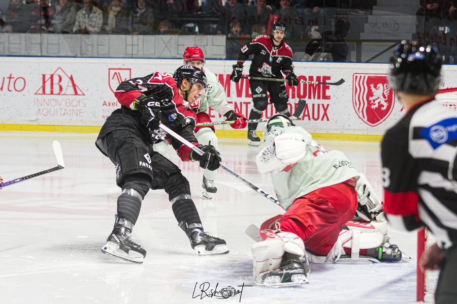 Bordeaux 4 - 3 Cergy-Pontoise