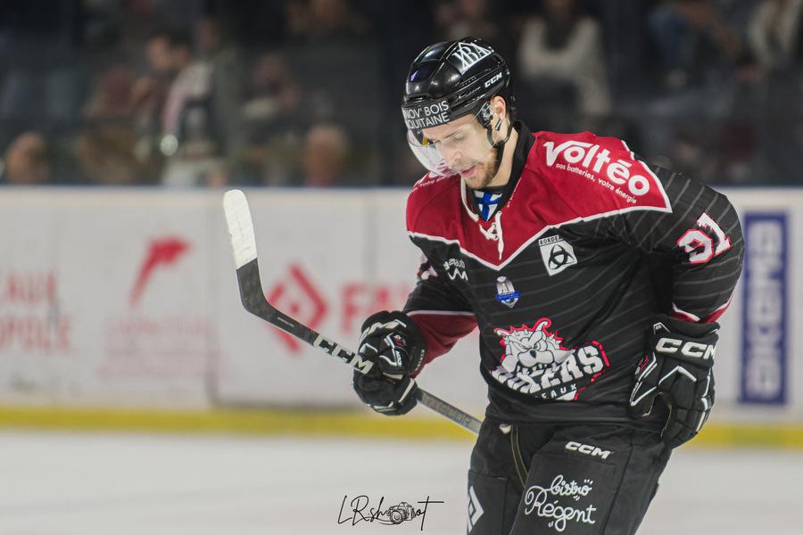 Bordeaux 4 - 3 Cergy-Pontoise