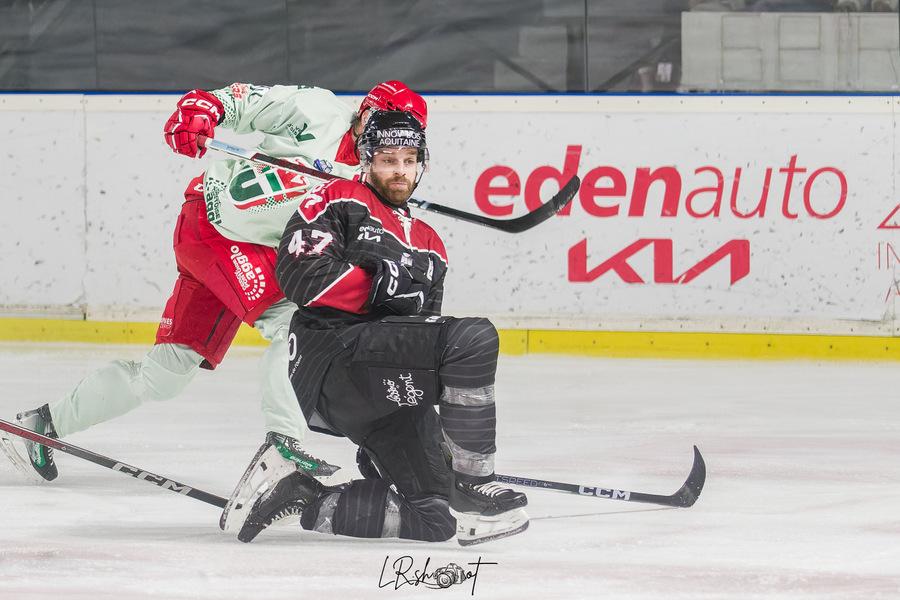 Bordeaux 4 - 3 Cergy-Pontoise