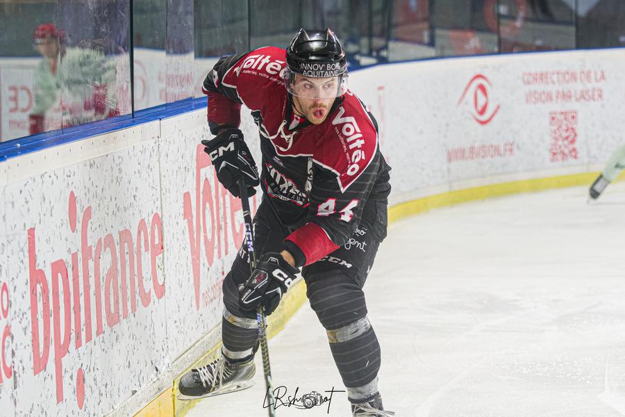 Bordeaux 4 - 3 Cergy-Pontoise