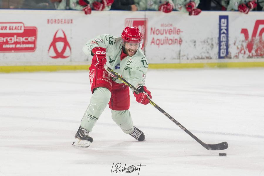 Bordeaux 4 - 3 Cergy-Pontoise