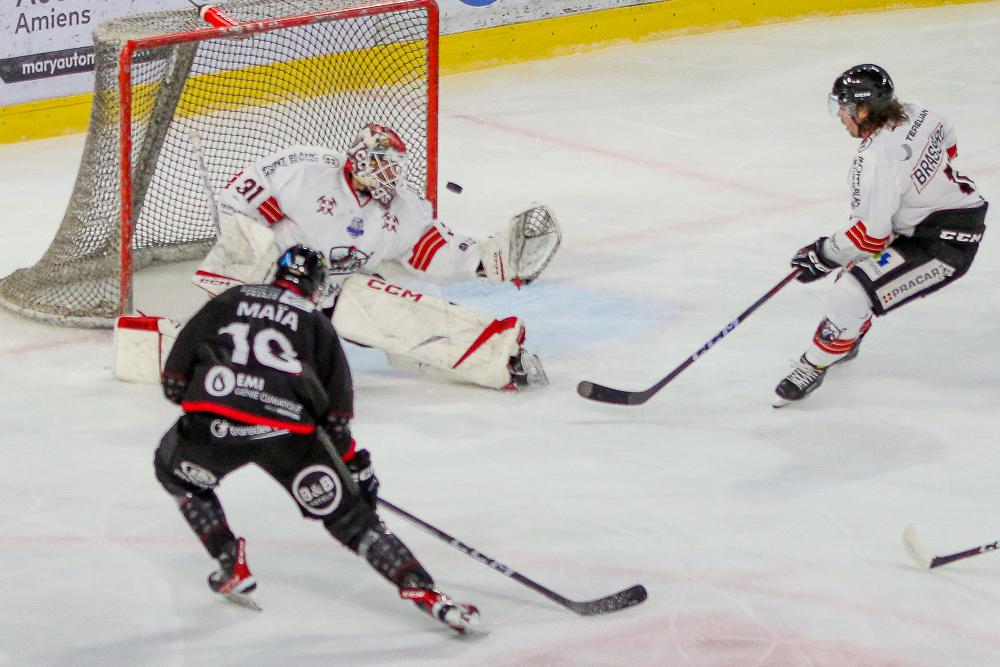 Amiens  6 - 1 Chamonix 