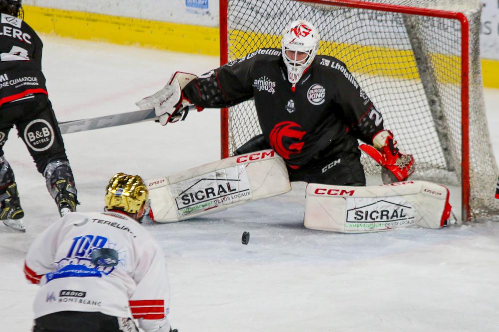 Amiens  6 - 1 Chamonix 