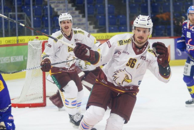 Photo hockey match Kloten - Genève le 28/11/2023