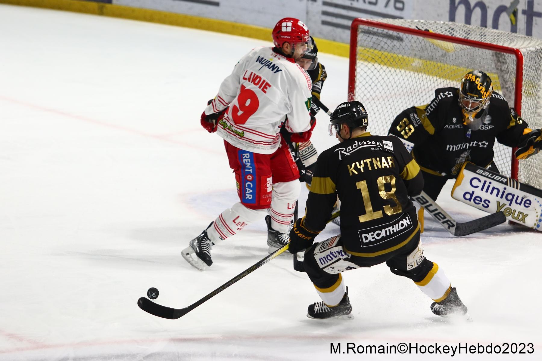 Rouen 3 - 6 Grenoble 