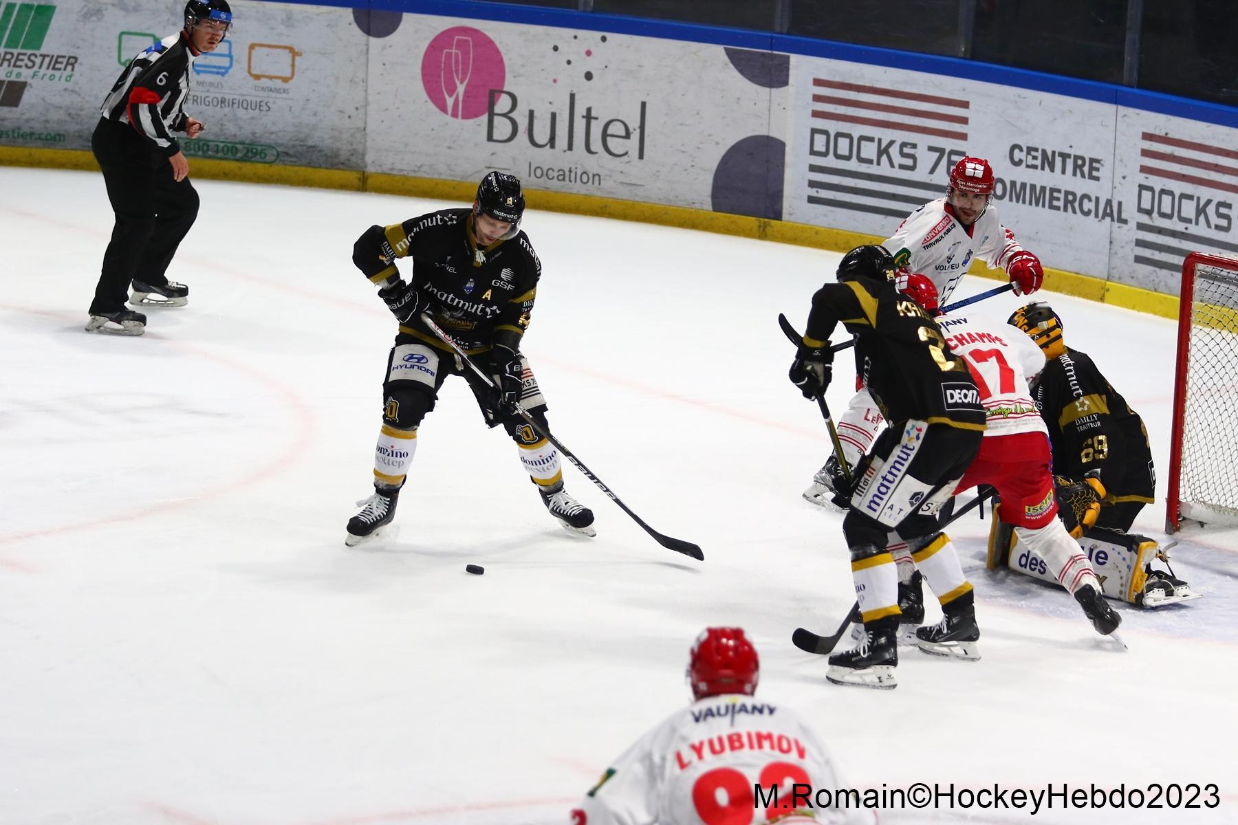 Rouen 3 - 6 Grenoble 