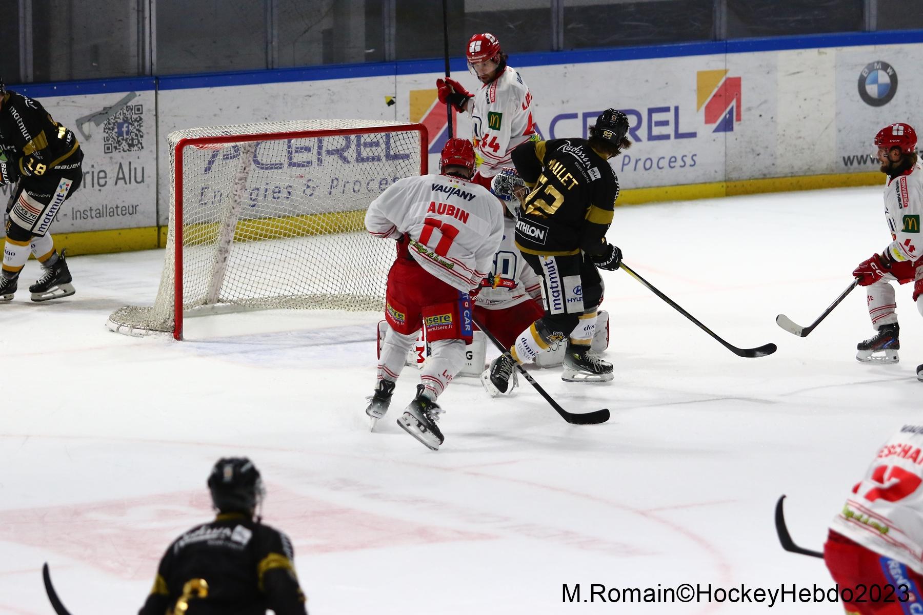 Rouen 3 - 6 Grenoble 