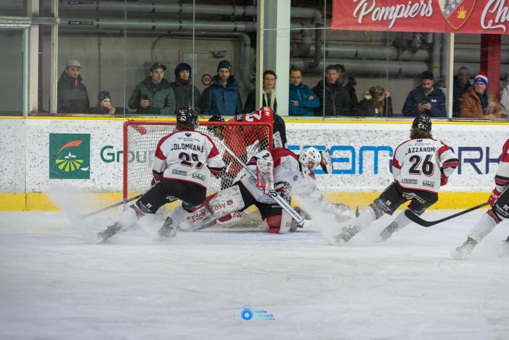 Chamonix  6 - 1 Briançon 