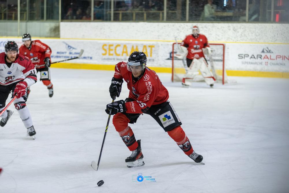 Chamonix  6 - 1 Briançon 