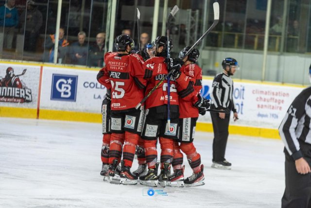 Photo hockey match Chamonix  - Briançon  le 01/12/2023