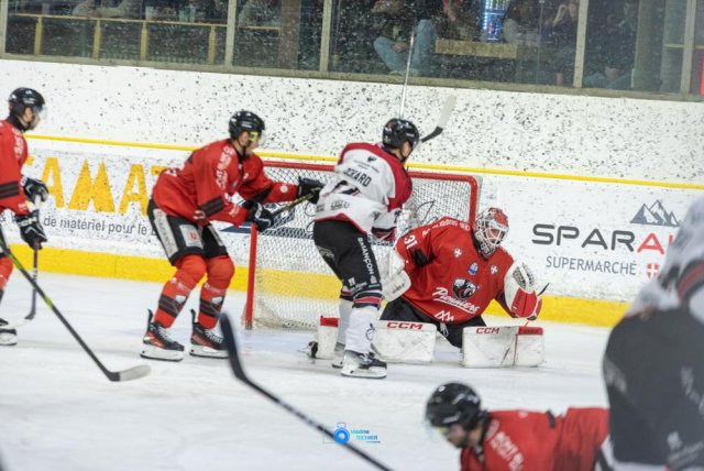 Photo hockey match Chamonix  - Briançon  le 01/12/2023