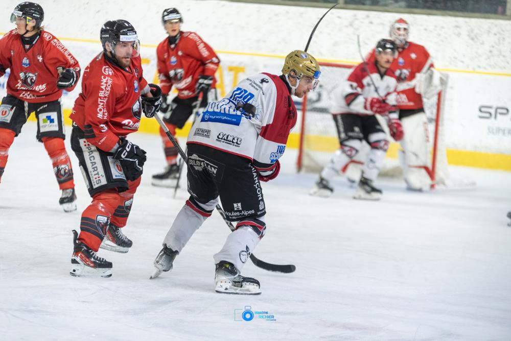 Chamonix  6 - 1 Briançon 