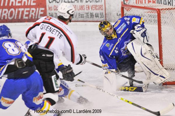 Villard-de-Lans 0 - 2 Briançon 