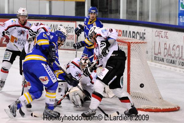 Villard-de-Lans 0 - 2 Briançon 