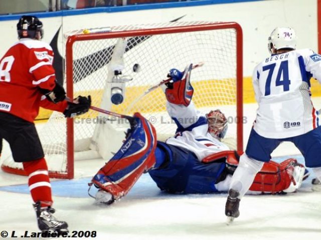 Photo hockey album Mondiaux : 2ème journée - Suisse / France - L. Lardière