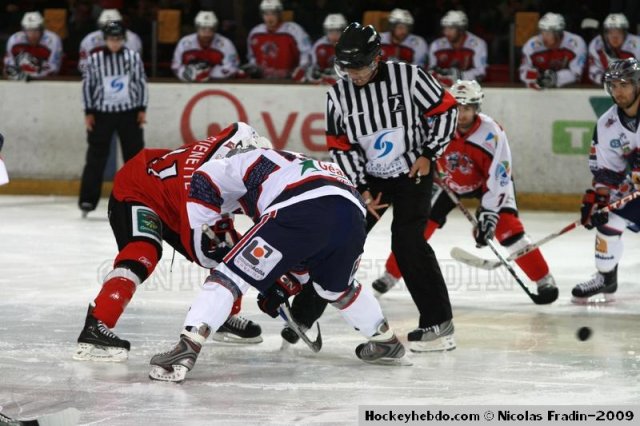 Photo hockey match Briançon  - Grenoble  le 10/10/2009