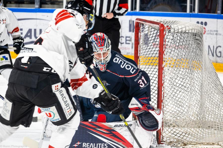 Angers  0 - 3 Chamonix 