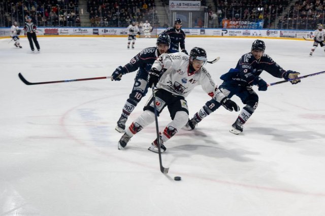 Photo hockey match Angers  - Chamonix  le 03/12/2023