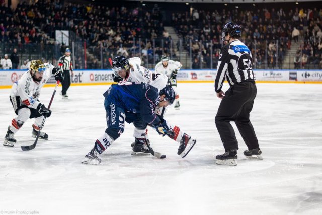 Photo hockey match Angers  - Chamonix  le 05/12/2023