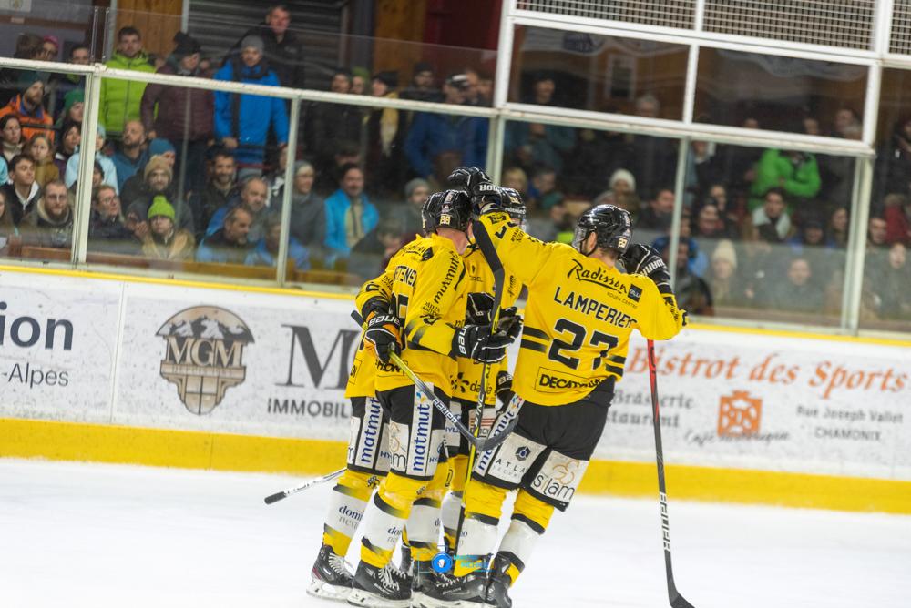 Chamonix  1 - 3 Rouen