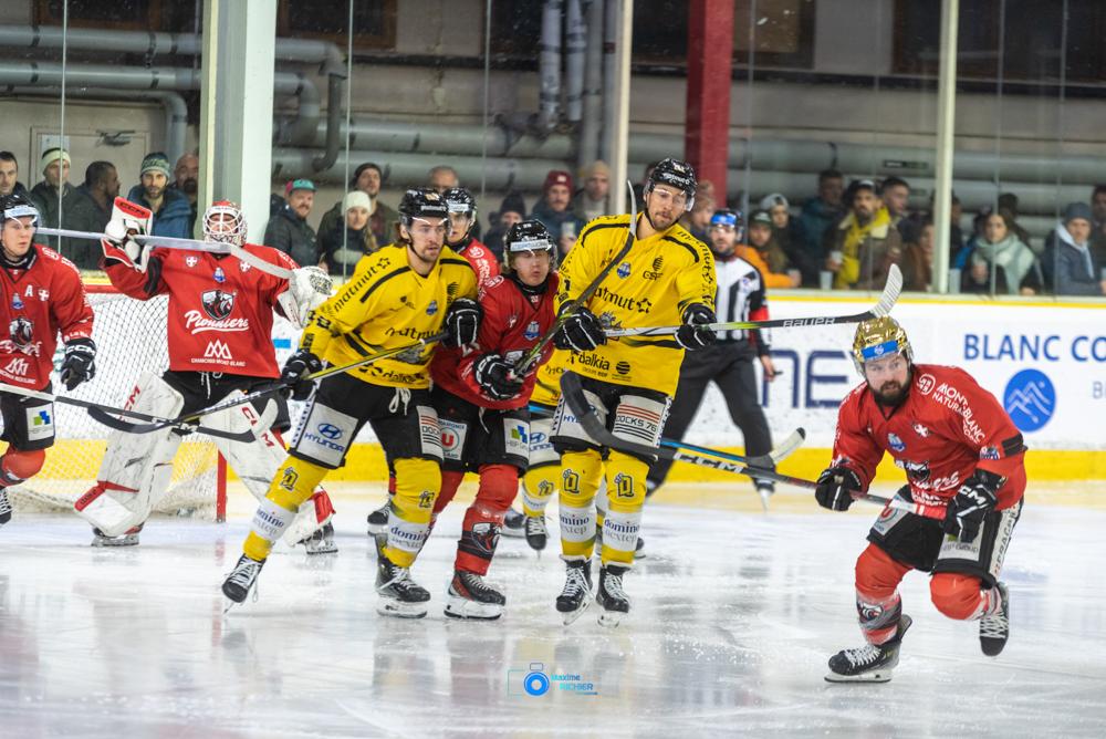 Chamonix  1 - 3 Rouen