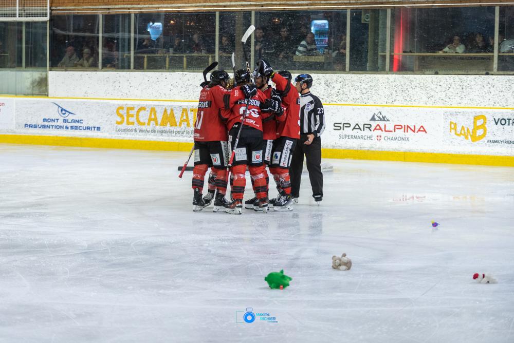 Chamonix  1 - 3 Rouen