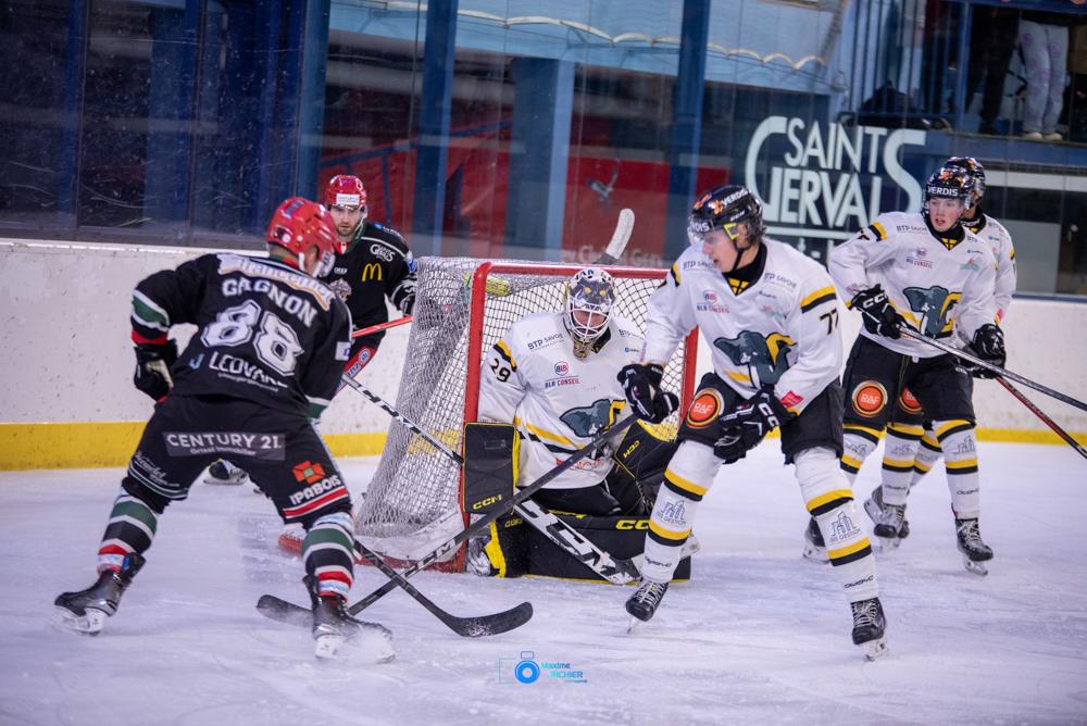 Mont-Blanc 5 - 1 Chambéry
