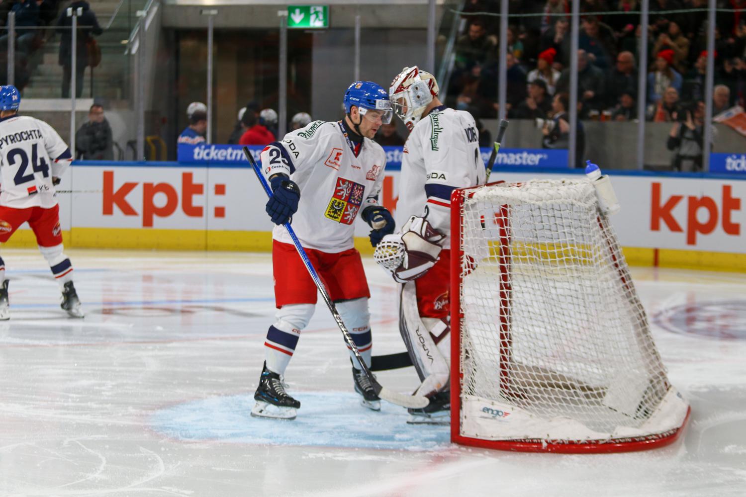 Switzerland 2 - 3 Czech Republic