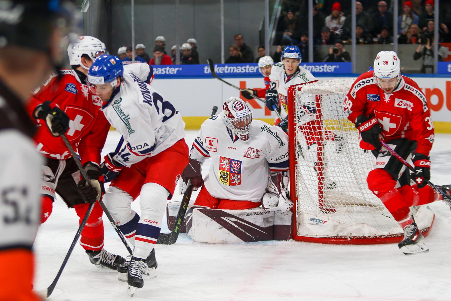 Switzerland 2 - 3 Czech Republic