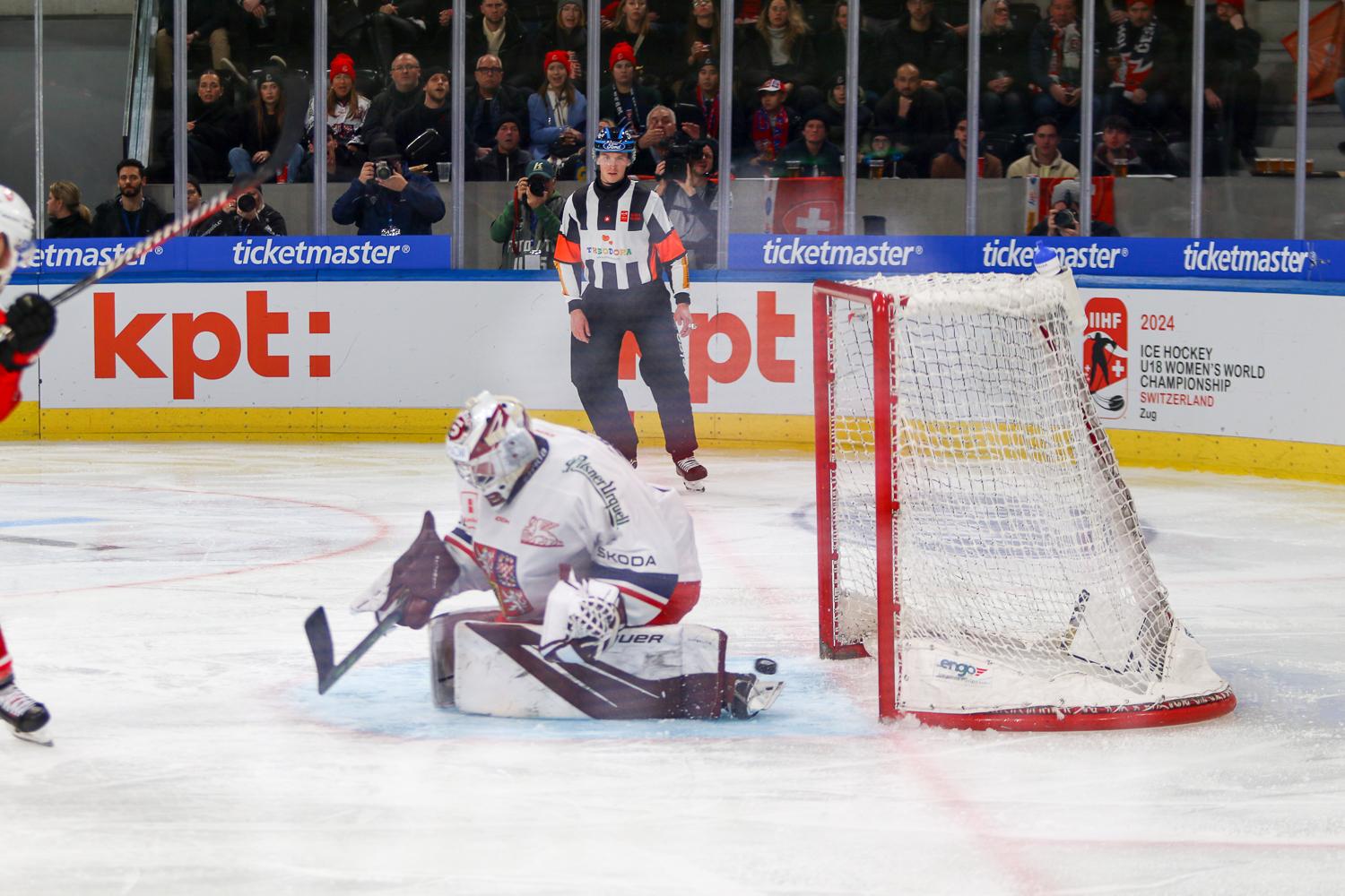 Switzerland 2 - 3 Czech Republic