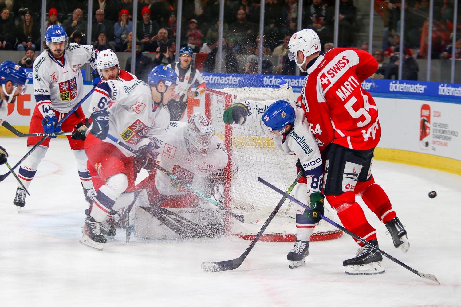 Switzerland 2 - 3 Czech Republic