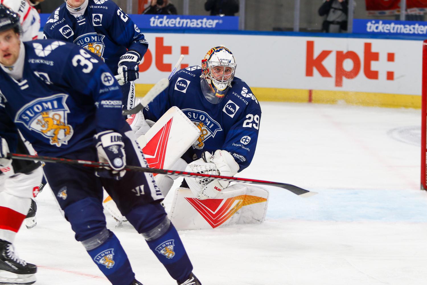 Switzerland 3 - 4 Finland