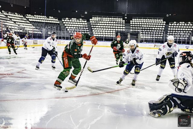 Photo hockey match Cergy-Pontoise / Féminin - Dunkerque mineur / Fem. le 16/12/2023