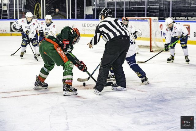 Photo hockey match Cergy-Pontoise / Féminin - Dunkerque mineur / Fem. le 16/12/2023