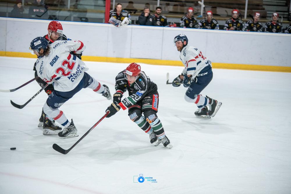 Mont-Blanc 4 - 5 Caen 
