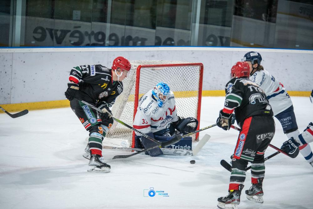 Mont-Blanc 4 - 5 Caen 