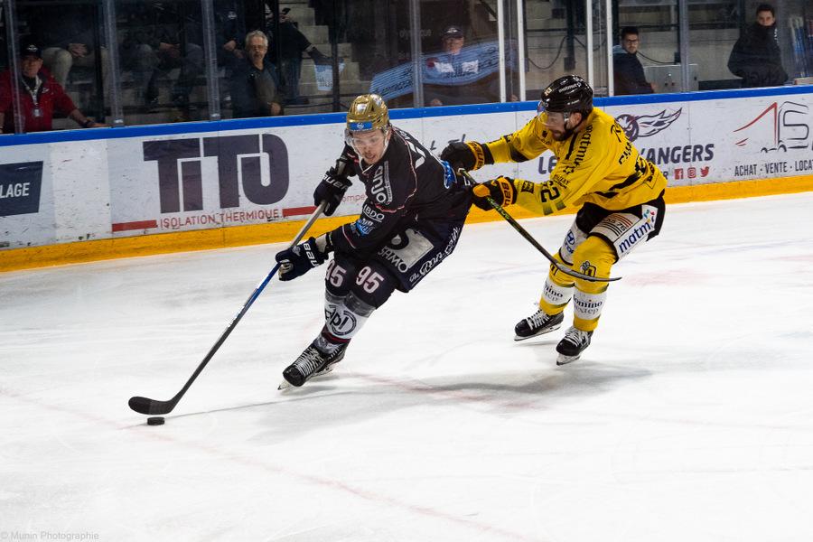 Angers  3 - 6 Rouen