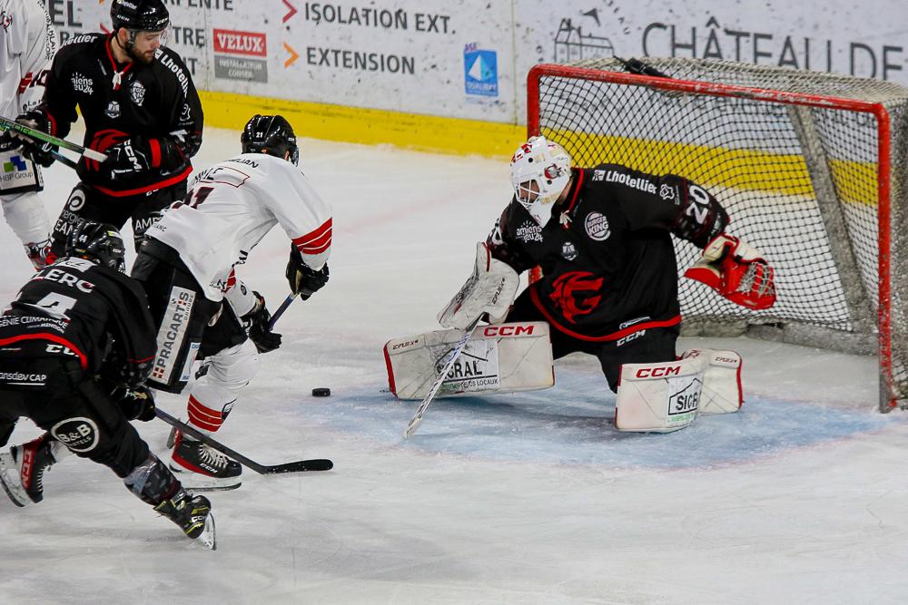 Amiens  5 - 3 Chamonix 