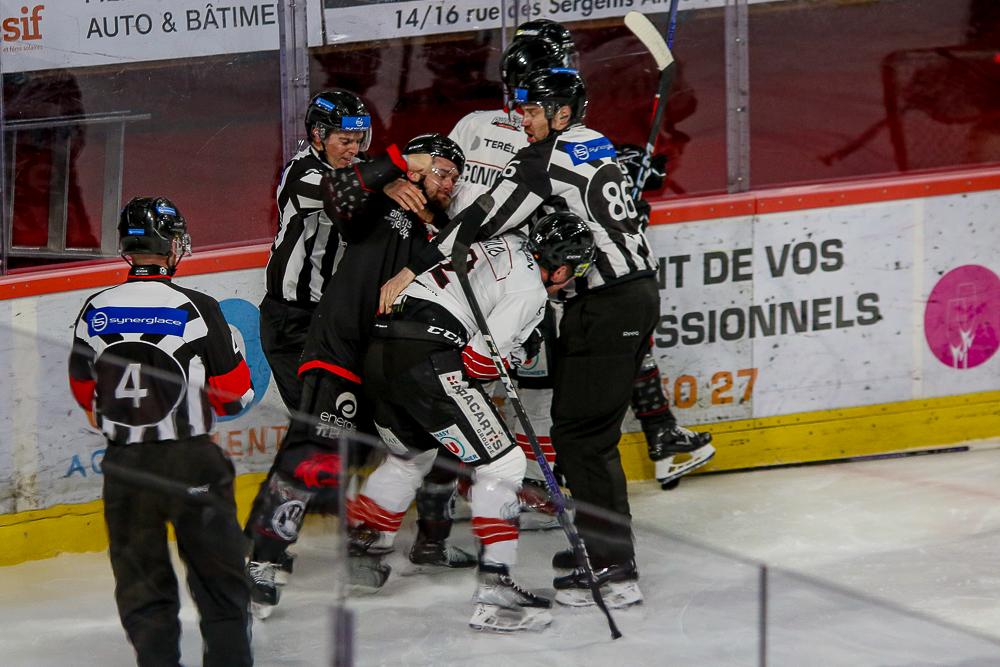 Amiens  5 - 3 Chamonix 