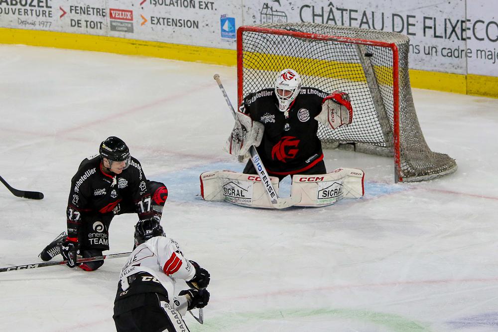 Amiens  5 - 3 Chamonix 