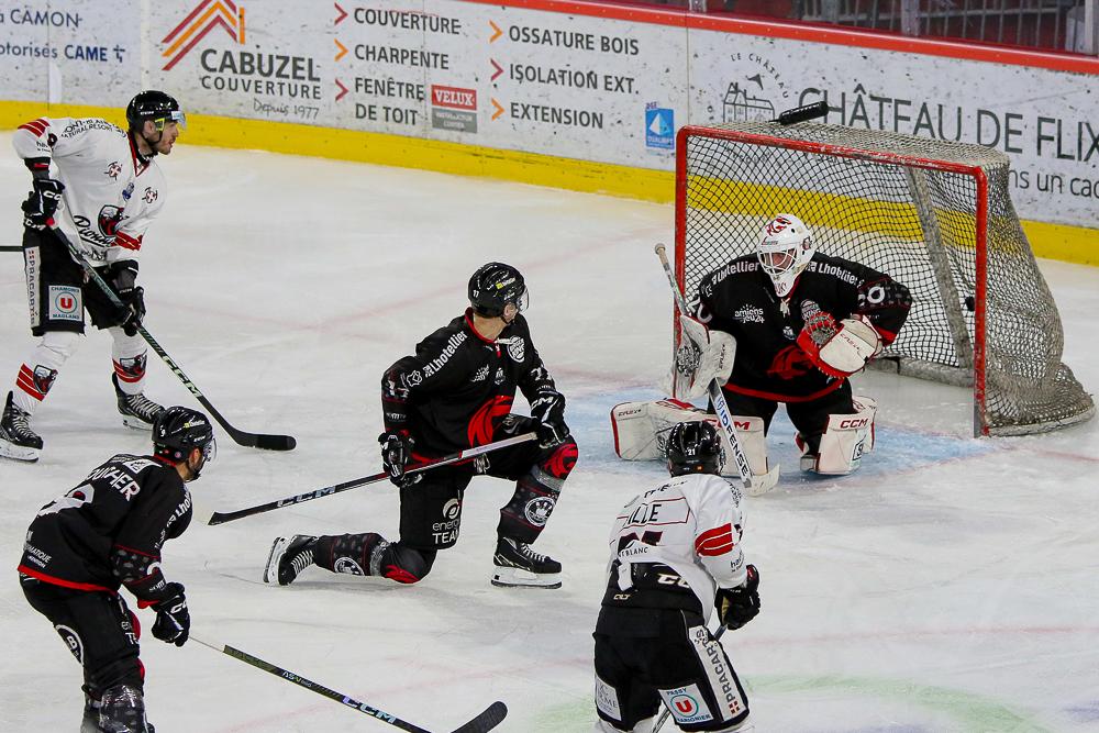 Amiens  5 - 3 Chamonix 